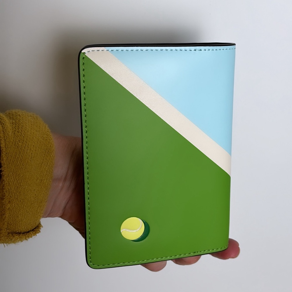 NWT💃Kate Spade Grand Slam Passport Holder - Picture 3 of 4